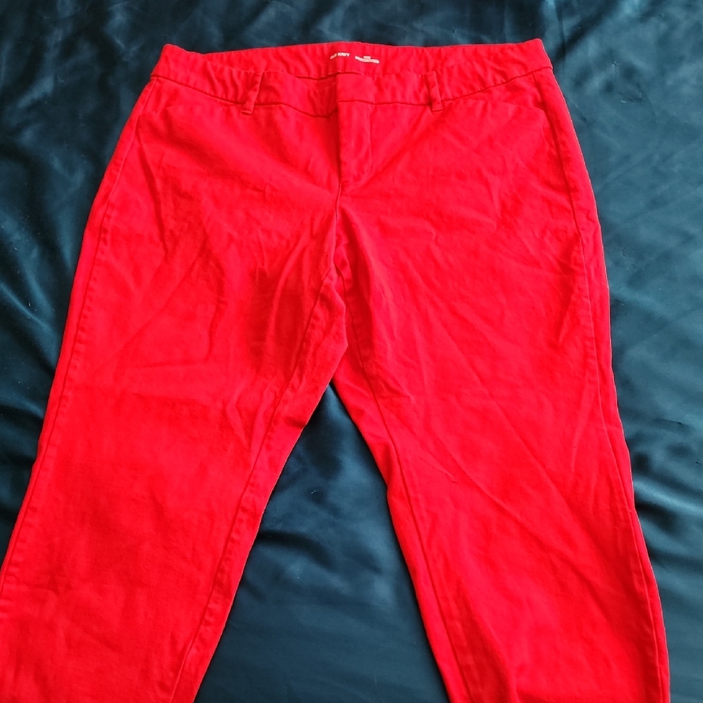 Closet Clearout!!  Old Navy Red Ankle Pants, 16